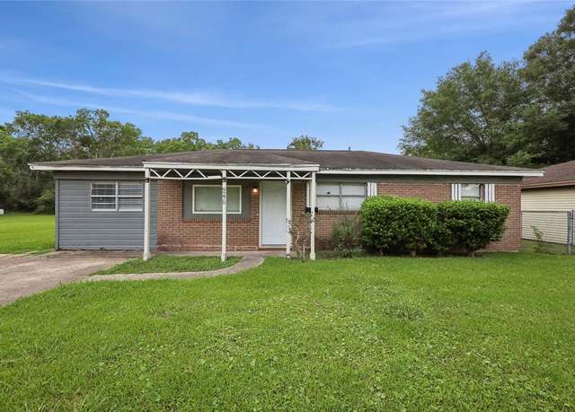 Property at 9270 Mclean St, Beaumont, TX 77707, 4 beds, 1 bath