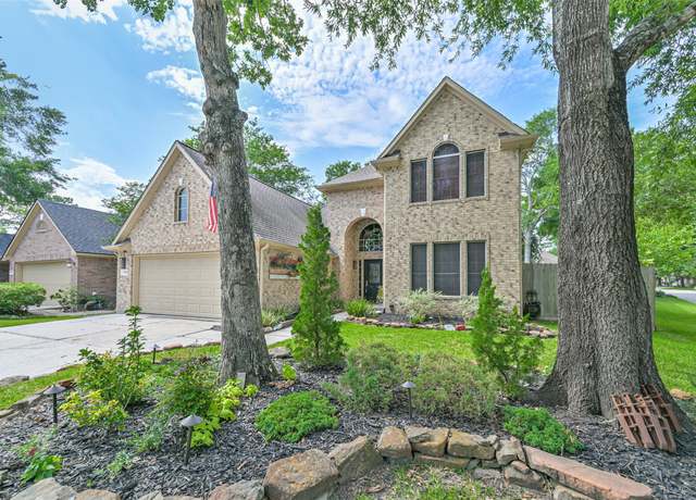 Property at 1731 Red Oak Ter, Houston, TX 77339, 4 beds, 2.5 baths