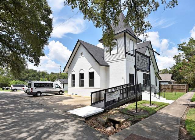 Property at 1220 Mulcahy St, Rosenberg, TX 77471, 2 baths