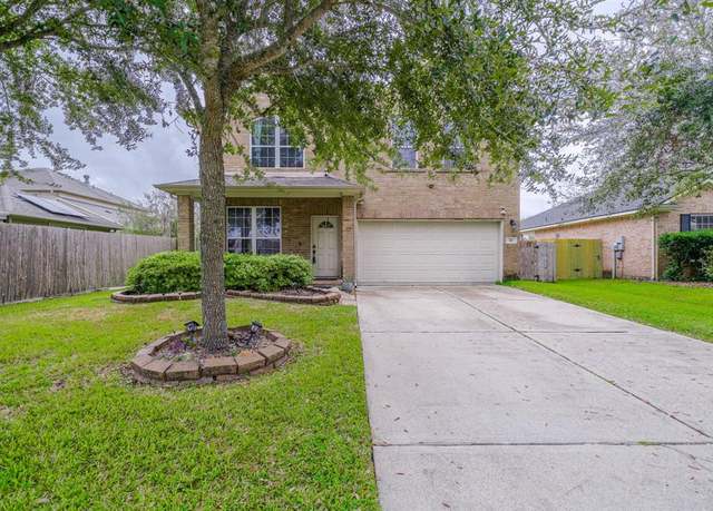 Property at 207 Splintered Arrow Dr, La Marque, TX 77568, 5 beds, 2.5 baths