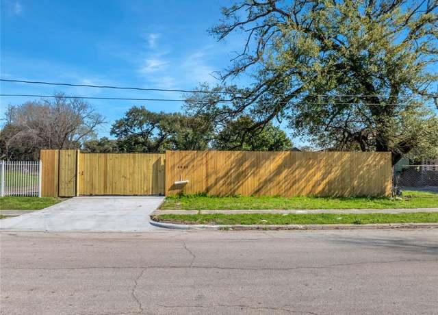 Property at 3822 Lavender St, Houston, TX 77026