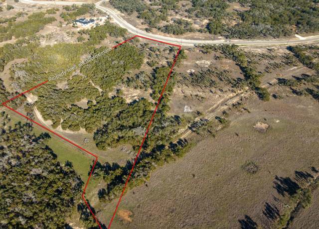 Property at 642 Windmill Ridge Dr, Blanco, TX 78606
