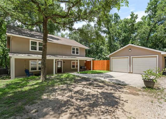 Property at 1372 Mohawk Dr, Montgomery, TX 77316, 4 beds, 3 baths