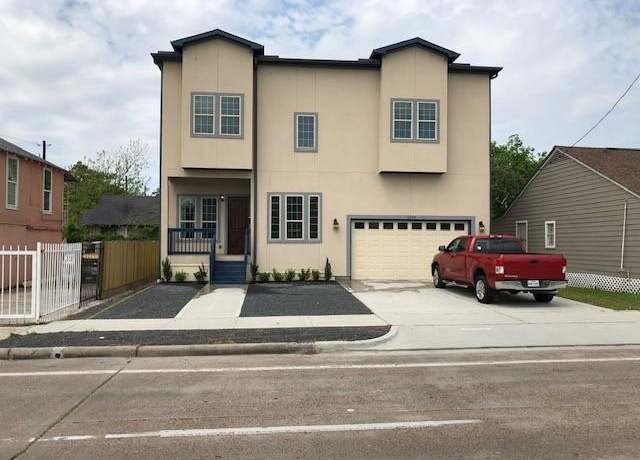 Property at 2209 Ella Blvd, Houston, TX 77008, 4 beds, 4 baths