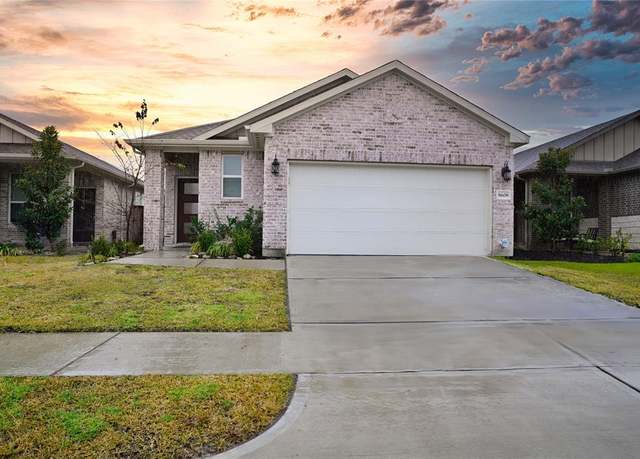 Property at 5608 Giving Grace Way, Houston, TX 77048, 3 beds, 2 baths