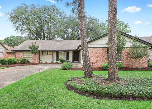 Property at 3309 Knob Hill St, Deer Park, TX 77536, 3 beds, 2 baths