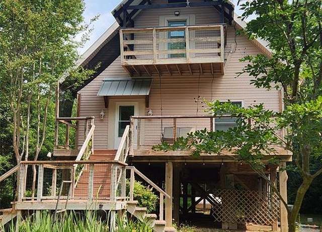 Property at 21136 Arnsworth Rd, Montgomery, TX 77356, 3 beds, 2 baths