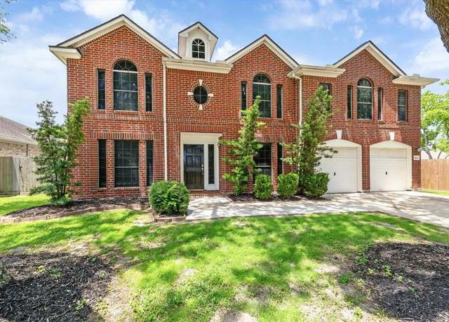 Property at 3413 Somerset Ln, Deer Park, TX 77536, 5 beds, 3.5 baths