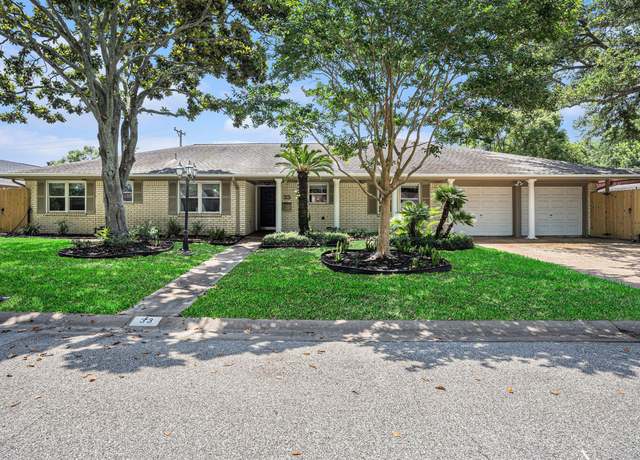 Property at 33 Maple Ln, Galveston, TX 77551, 3 beds, 3 baths