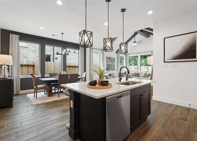 Property at 1219 Watermont Dr, Missouri City, TX 77459, 4 beds, 3 baths