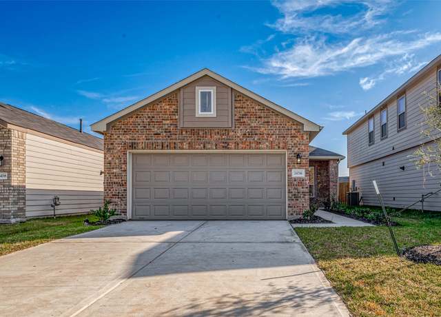Property at 210 Emerald Thicket Ln, Huffman, TX 77336, 3 beds, 2 baths