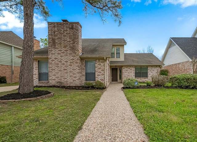 Property at 12410 Piping Rock Dr, Houston, TX 77077, 4 beds, 3.5 baths