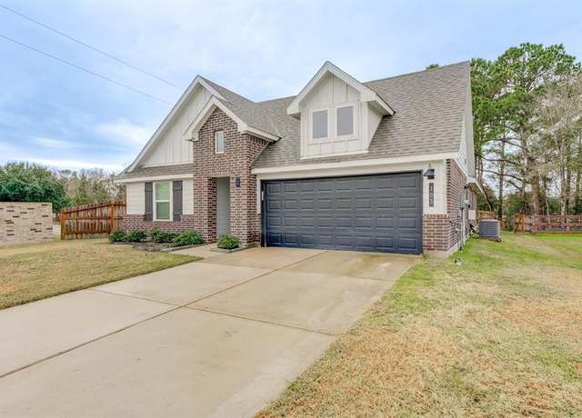 Property at 103 Lakeway Cir, Anahuac, TX 77514, 4 beds, 2 baths