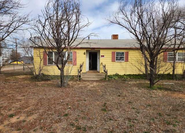 Property at 701 E Purdue St, Lubbock, TX 79403, 4 beds, 1 bath