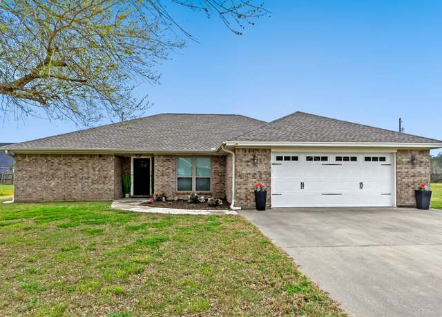 Property at 3300 Michelle Ave, Vidor, TX 77662, 3 beds, 2 baths