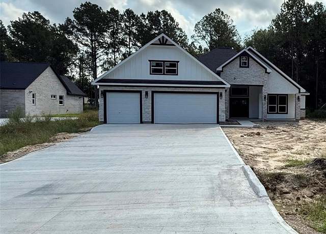 Property at 3043 Road 66124, Dayton, TX 77535, 4 beds, 2.5 baths