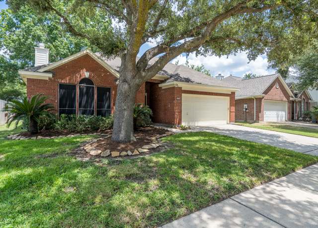 Property at 18422 Auburn Woods Dr, Cypress, TX 77429, 3 beds, 2 baths