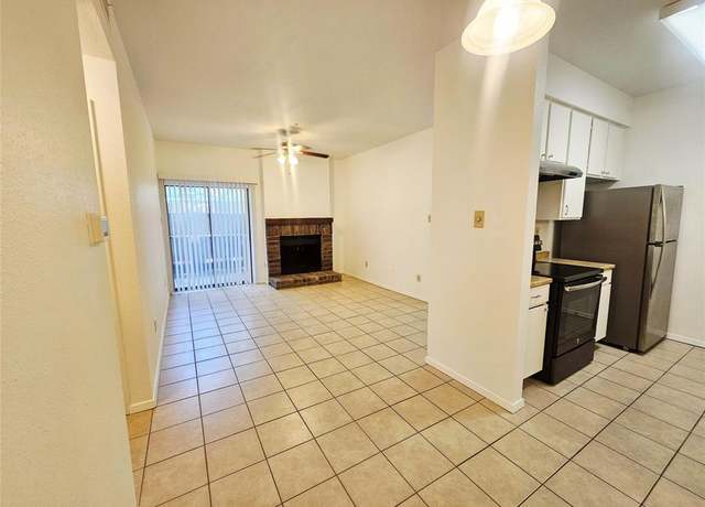 Property at 7950 N Stadium Dr #191, Houston, TX 77030, 1 bed, 1 bath