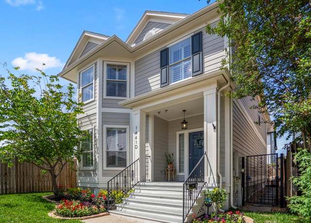 Property at 1441 W 25th St Unit D, Houston, TX 77008, 3 beds, 2.5 baths