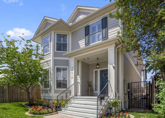 Property at 1441 W 25th St Unit D, Houston, TX 77008, 3 beds, 2.5 baths