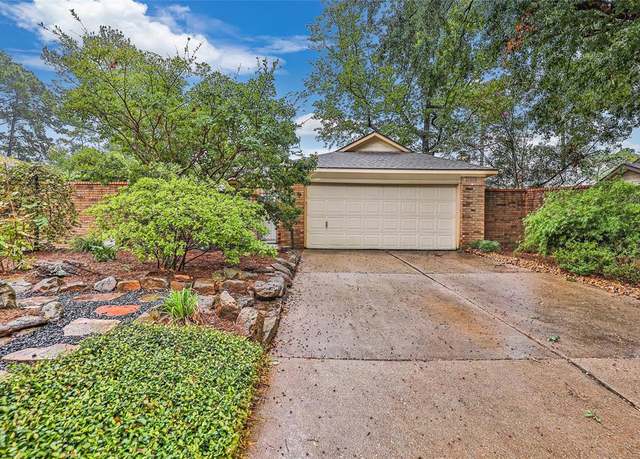 Property at 4314 Pinewood Park Dr, Houston, TX 77345, 3 beds, 2 baths