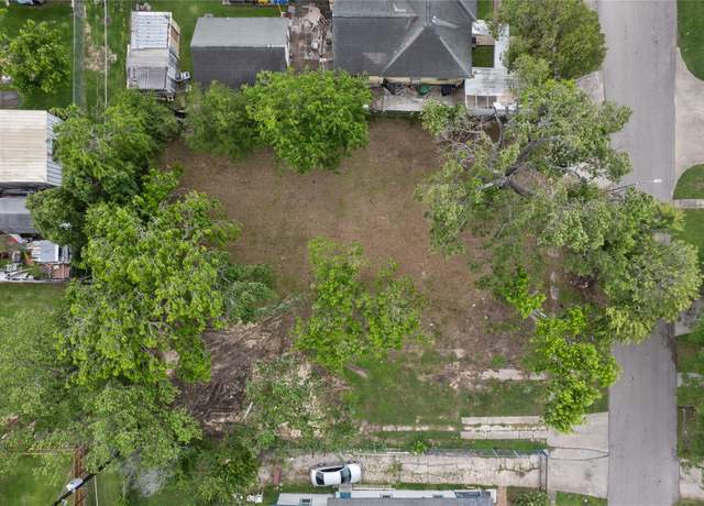 Property at 619 Gazin St, Houston, TX 77020