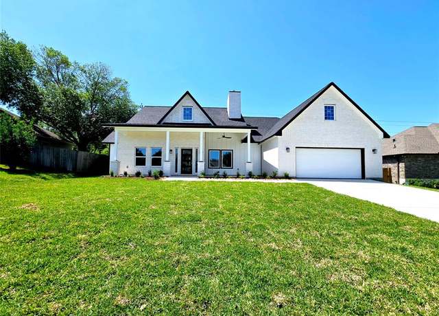 Property at 227 April Waters Dr W, Conroe, TX 77356, 4 beds, 3 baths