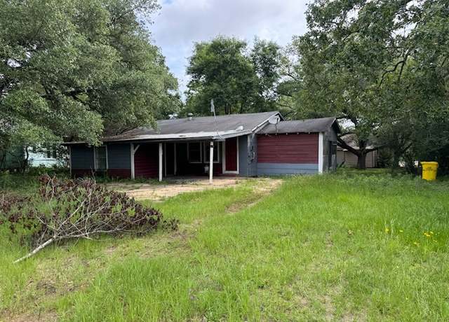 Property at 725 Cr 1040, Woodville, TX 75979, 3 beds, 1 bath