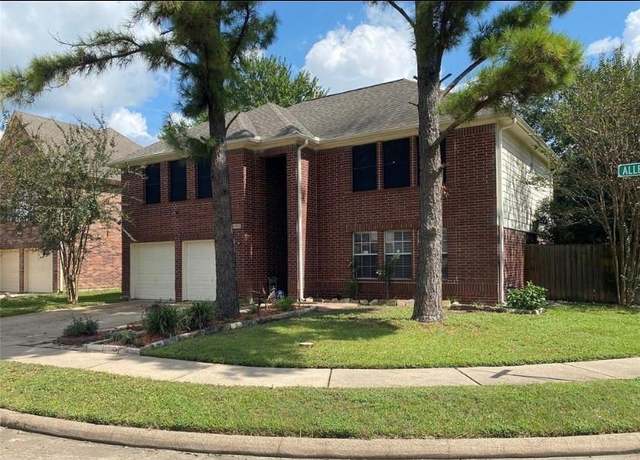 Property at 10702 Allens Landing Dr, Houston, TX 77065, 4 beds, 2.5 baths