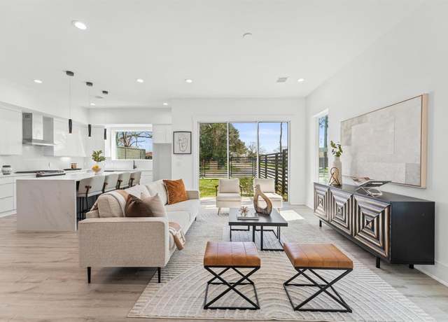 Property at 1841 Wycliffe Dr, Houston, TX 77043, 3 beds, 3.5 baths