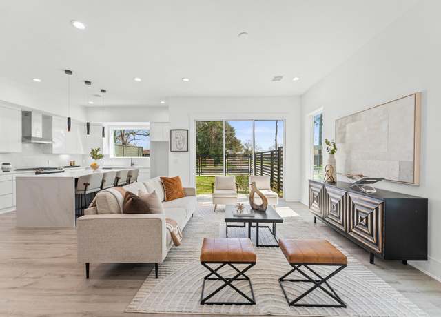 Property at 1841 Wycliffe Dr, Houston, TX 77043, 3 beds, 3.5 baths