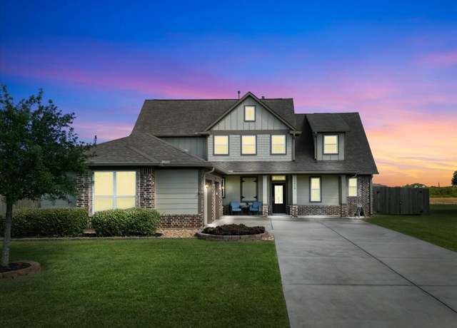 Property at 11910 Mulberry Dr, Mont Belvieu, TX 77535, 4 beds, 2.5 baths