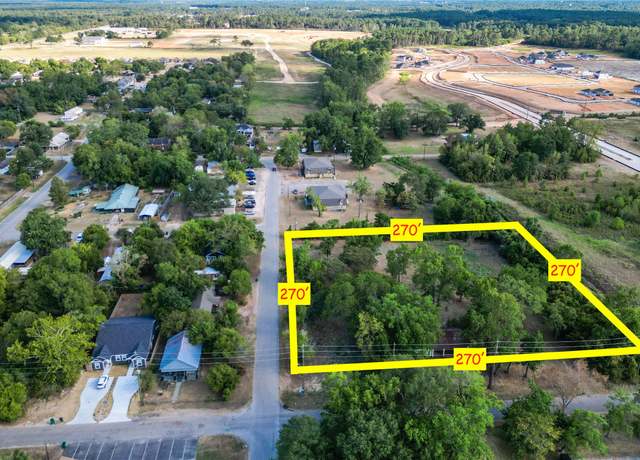 Property at 200 S Woodson St, Willis, TX 77378