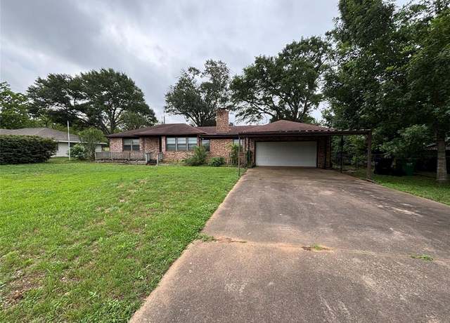 Property at 1904 Gun And Rod Rd, Brenham, TX 77833, 2 beds, 1 bath
