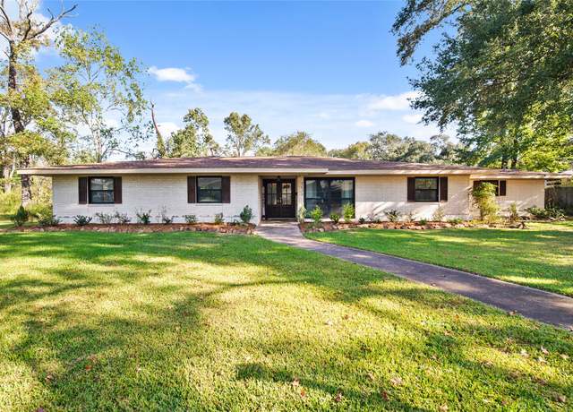 Property at 2639 Webster St, Liberty, TX 77575, 4 beds, 4 baths