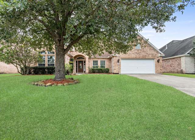 Property at 2460 Sunflower Ln, Beaumont, TX 77713, 4 beds, 2.5 baths