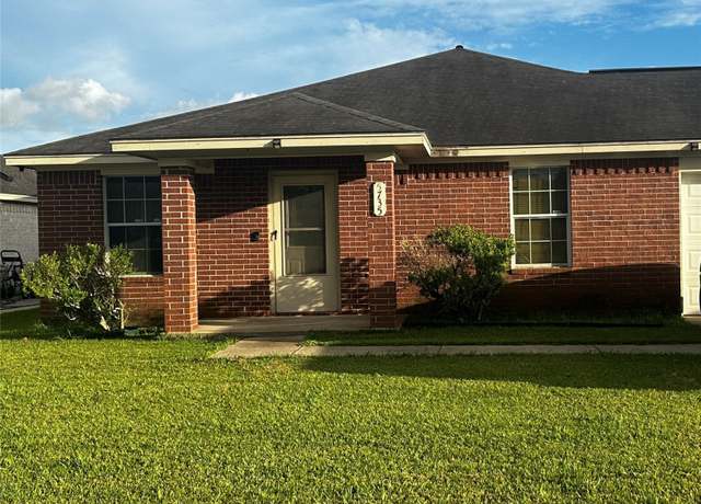 Property at 5735 Falcon Ln, Beaumont, TX 77708, 3 beds, 2 baths