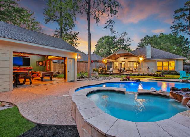 Property at 7111 Black Forest Dr, Magnolia, TX 77354, 3 beds, 2 baths