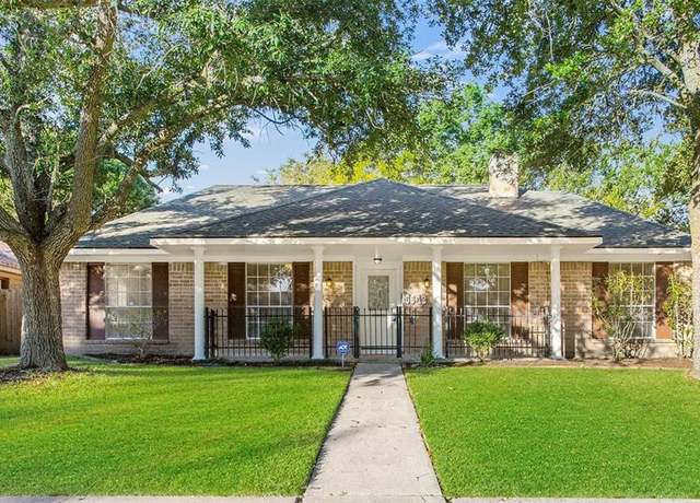 Property at 6642 La Puente Dr, Houston, TX 77083, 4 beds, 2 baths
