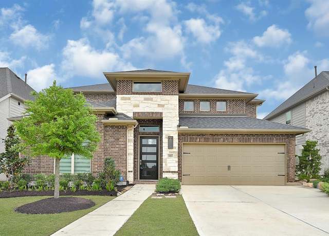 Property at 5015 Albany Shores Ln, Fulshear, TX 77441, 4 beds, 3.5 baths