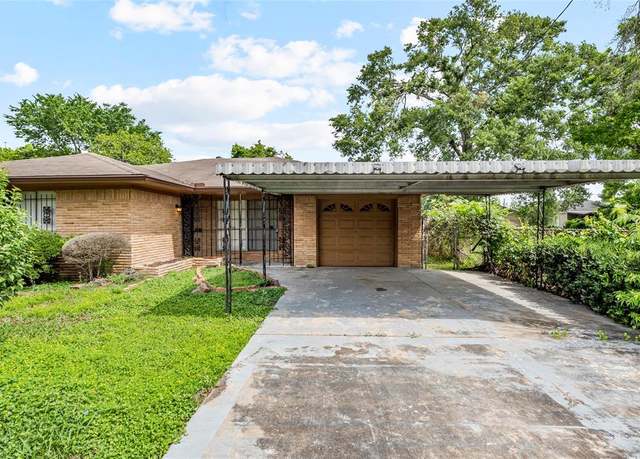 Property at 3317 Le Badie St, Houston, TX 77026, 3 beds, 1.5 baths