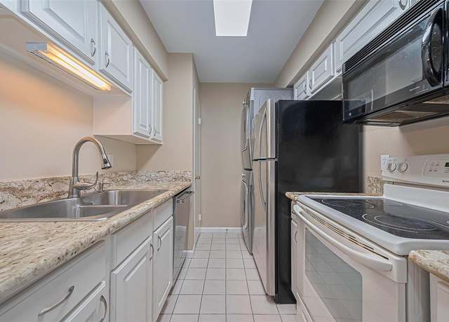 Property at 2110 Wilcrest Dr #236, Houston, TX 77042, 2 beds, 1.5 baths
