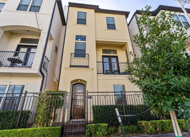Property at 1427 Shearn St, Houston, TX 77007, 3 beds, 3.5 baths