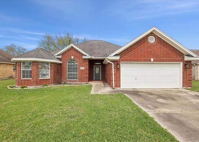 Property at 9660 N Nevada St, Beaumont, TX 77707, 3 beds, 2 baths