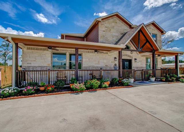 Property at 126 Road 5210, Cleveland, TX 77327, 5 beds, 4 baths