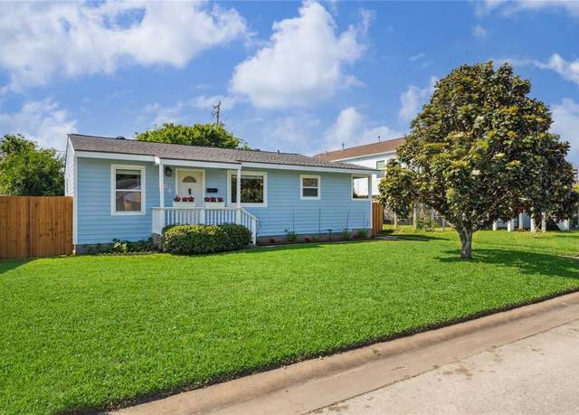 Property at 109 Trout St, Galveston, TX 77550, 3 beds, 1 bath