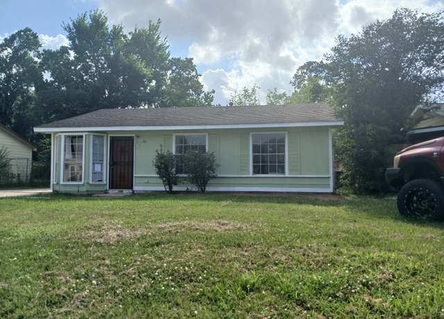 Property at 9711 Courben Ln, Houston, TX 77078, 3 beds, 1 bath