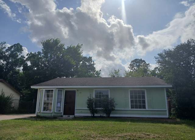 Property at 9711 Courben Ln, Houston, TX 77078, 3 beds, 1 bath