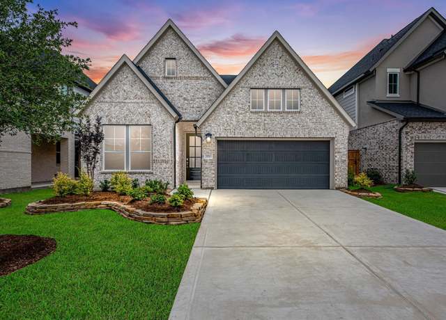 Property at 29763 Bur Creek Ln, Fulshear, TX 77441, 4 beds, 3 baths