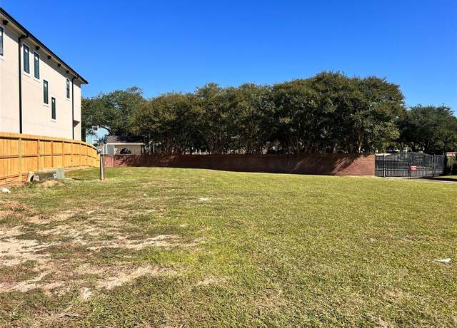 Property at 716 Harborside Way, Kemah, TX 77565